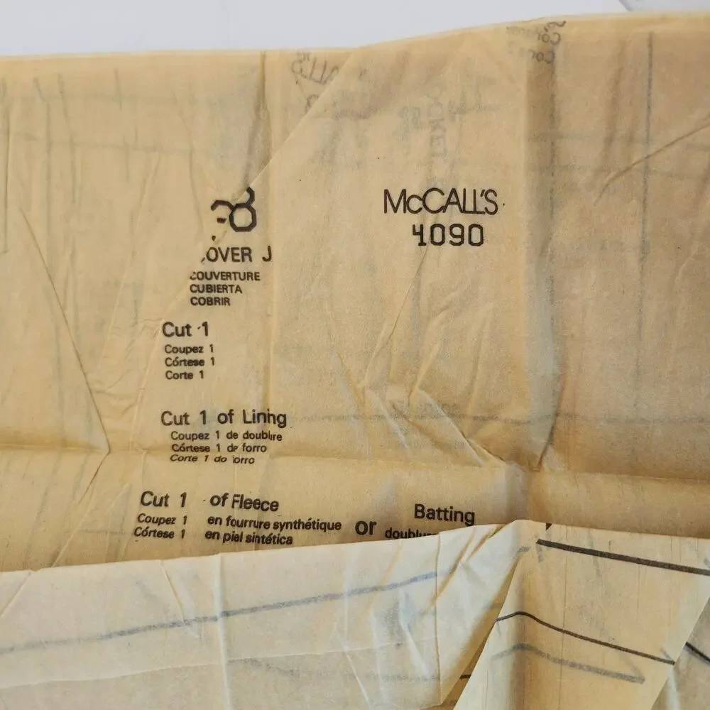 McCall's Crafts Pattern 4090 Kitchen Essentials UNCUT Curtains Placemats Covers